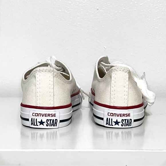 Kids' Chuck Taylor Converse All Star Low Top Sneaker white with red blue NWOT - Picture 6 of 7